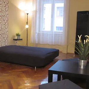 https://synagouge-astoria-central-residence.inbudapesthotels.com