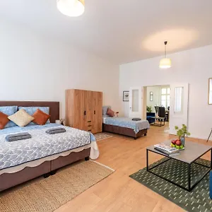 Apartahotel Retreat Downtown
