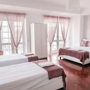 https://4u-lisbon-suites-guesthouse-vii-airport.hotels-lisbon-portugal.com