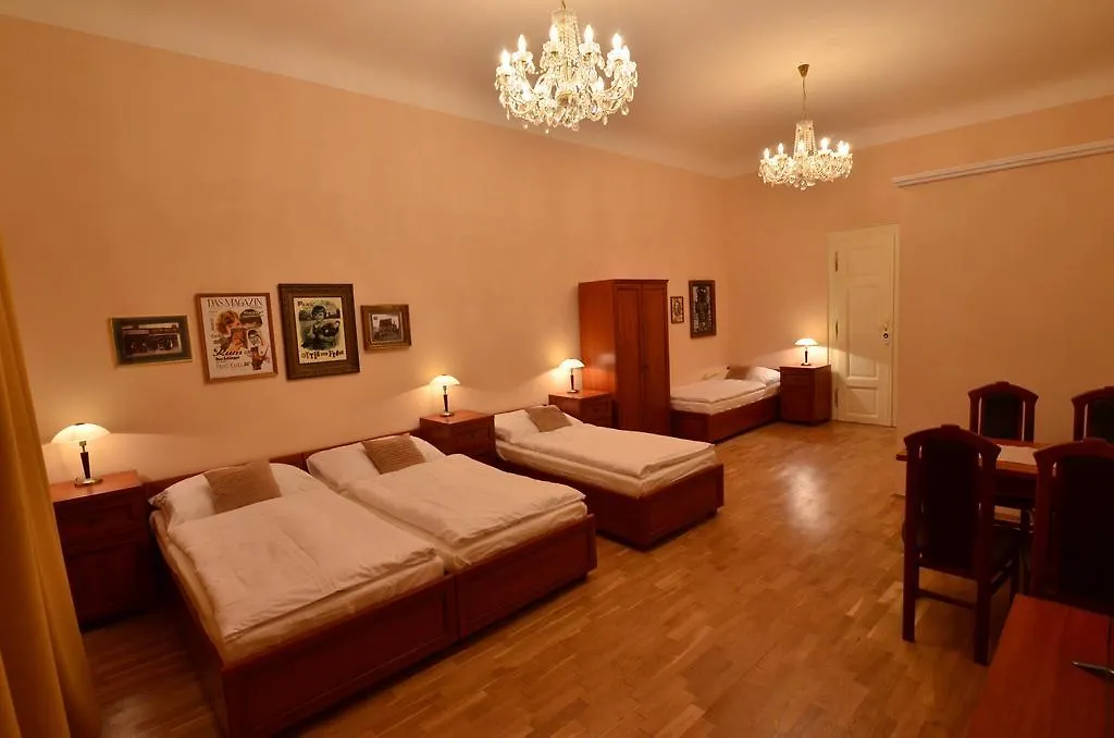 Pension Karlova Praga Casa de hóspedes